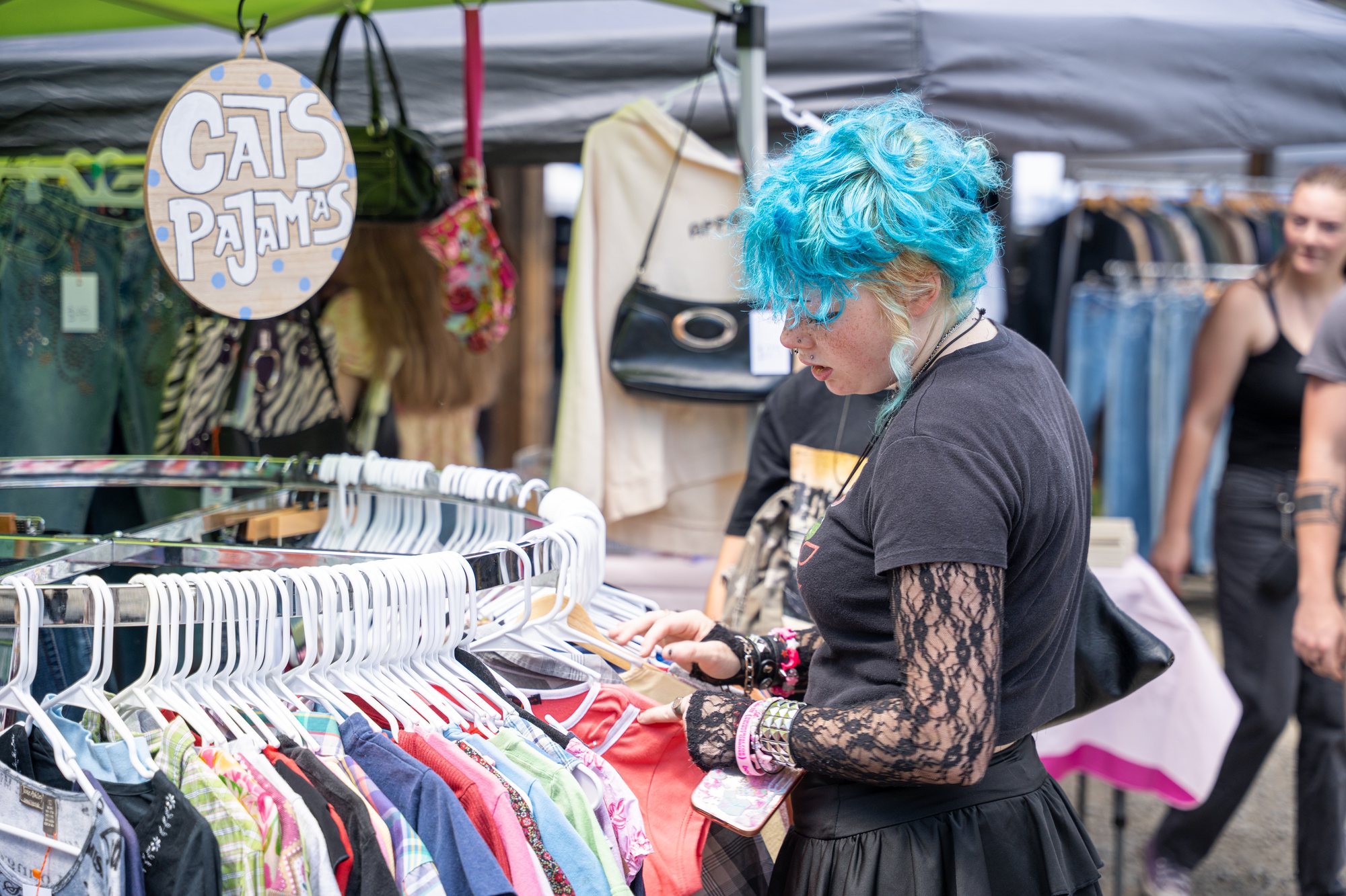 Draba LLC event photography — outfits and atmosphere
