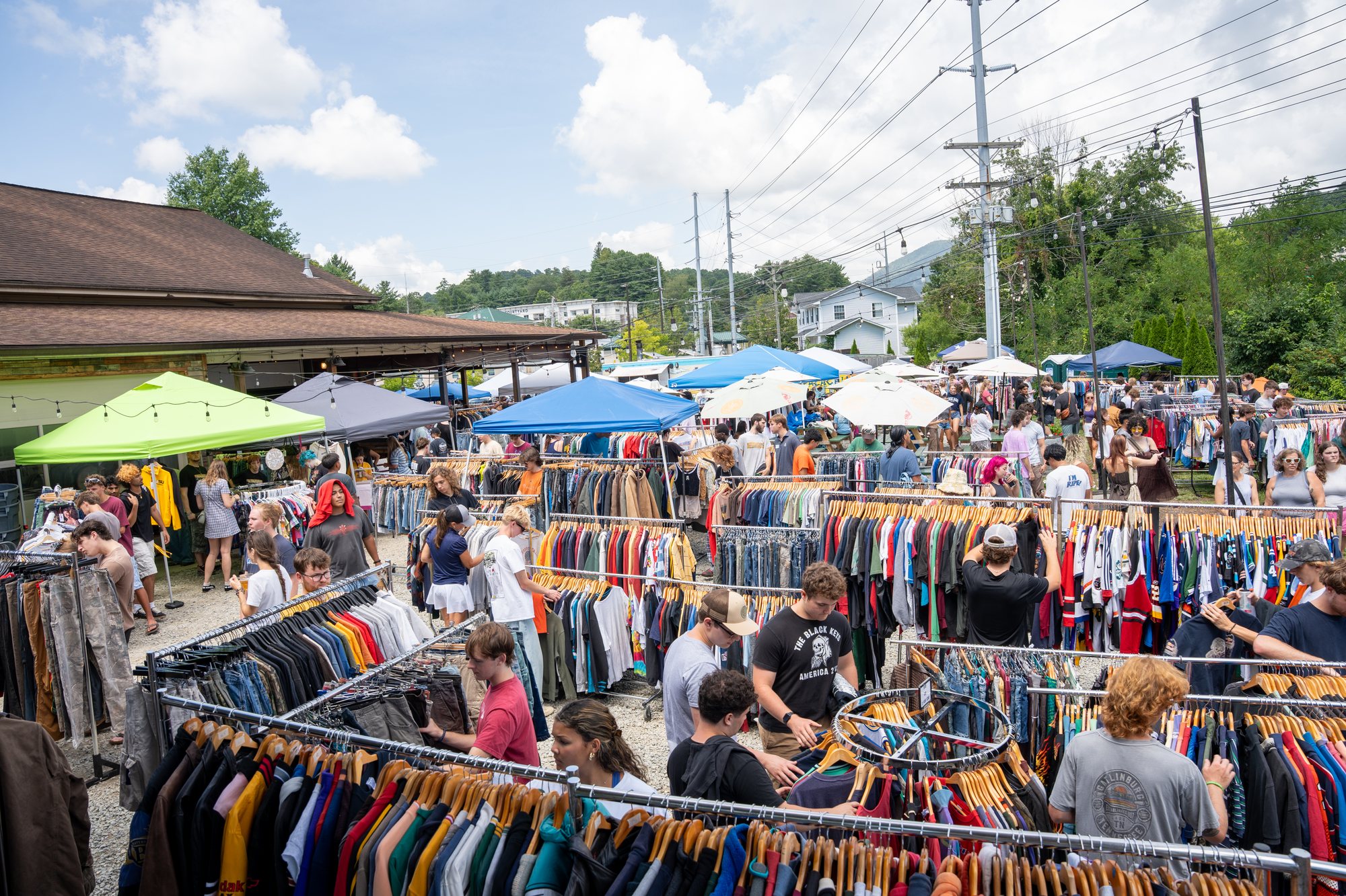 Draba LLC event photography — outfits and atmosphere